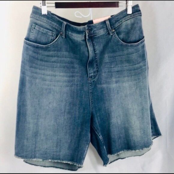 NYDJ Denim Jean Shorts  Plus Women Size 28 Serein New - Picture 7 of 8